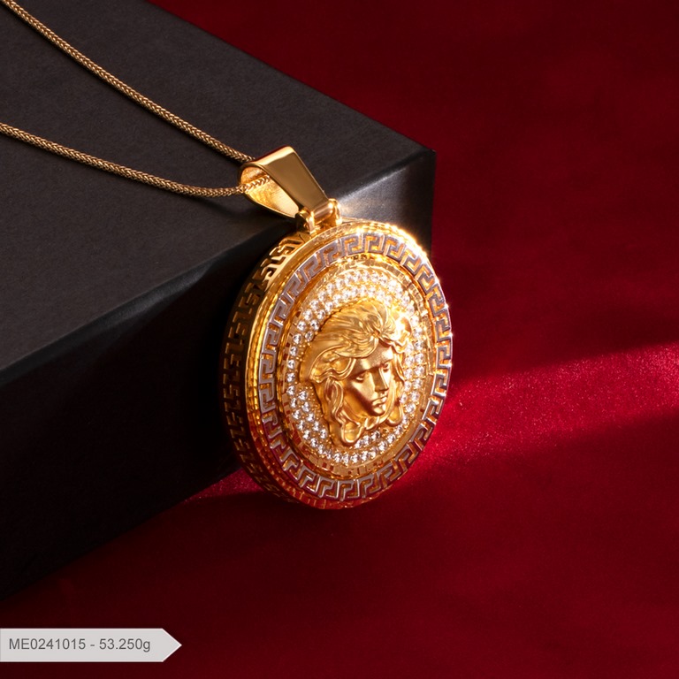 مدال ورساچه  بهراد 0241015	